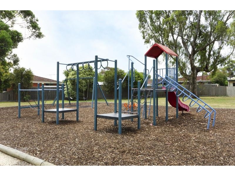 2 Meath crt, Corio VIC 3214