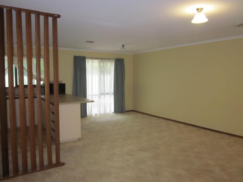 86 Smeaton Close, Lara VIC 3212