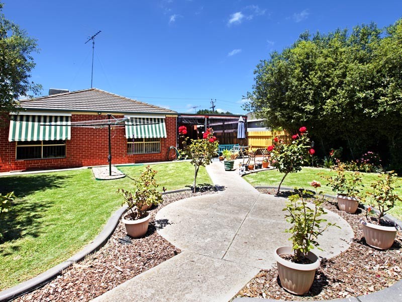 57 Peacock Ave, Norlane VIC 3214