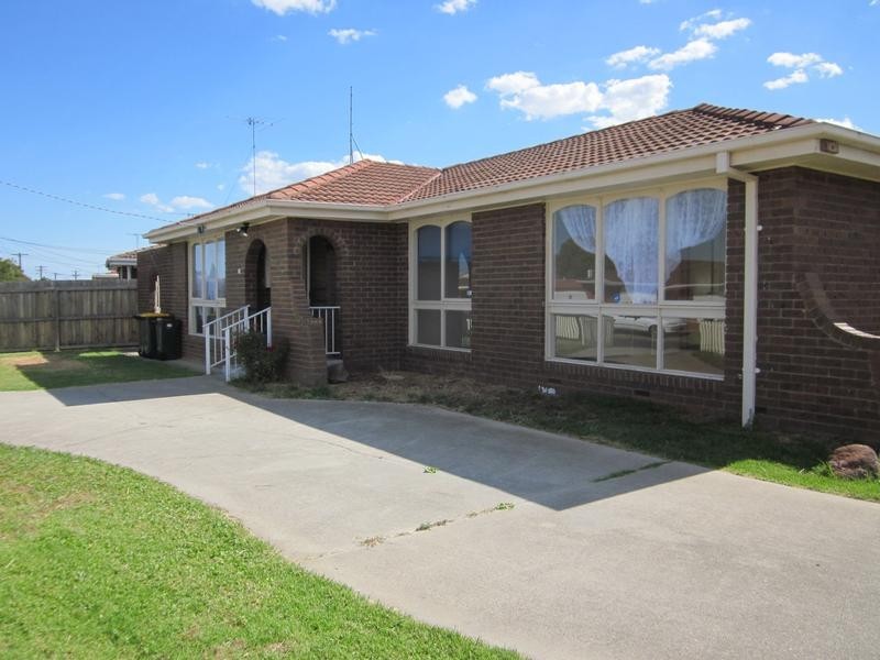 15 Moreland Ave, Corio VIC 3214