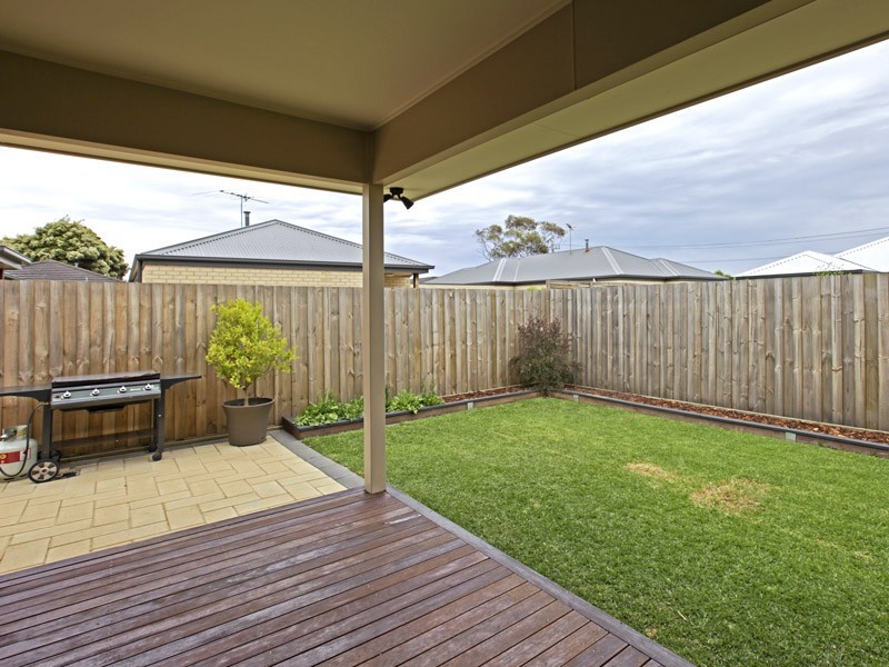 62 Watson Ave, Belmont VIC 3216