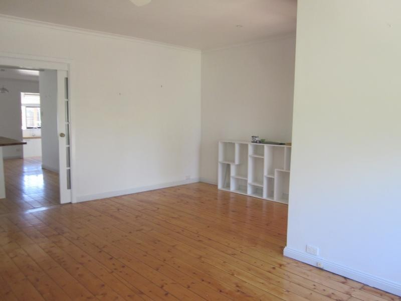 8 Gill St, Belmont VIC 3216