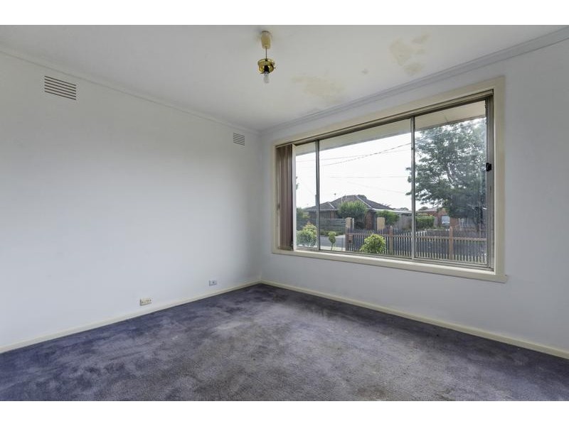 11 Hinton Close, Norlane VIC 3214