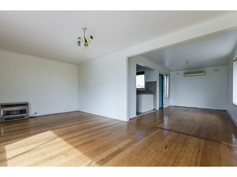 11 Hinton Close, Norlane VIC 3214