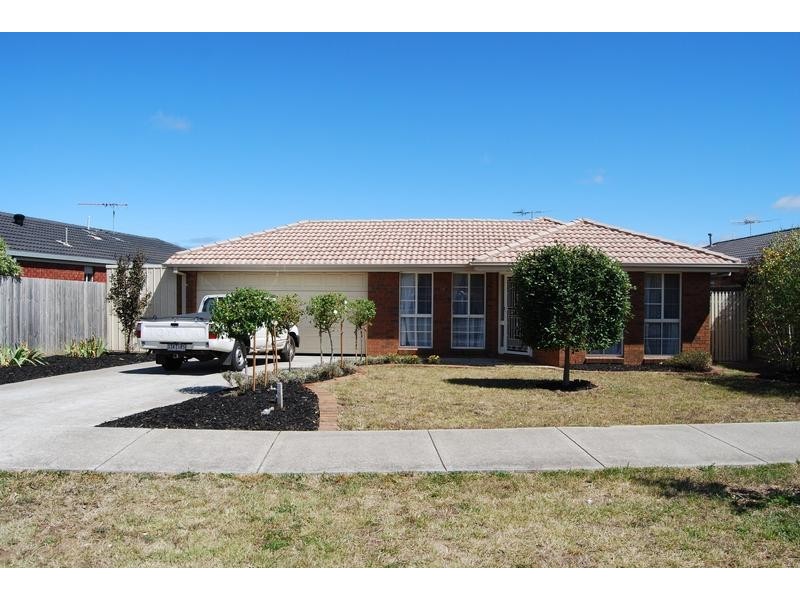 97 Bickford Rd, Grovedale VIC 3216