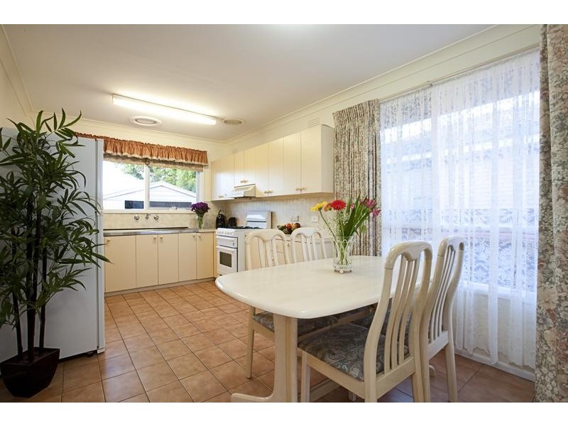 90 Fairy St, Bell Post Hill VIC 3215