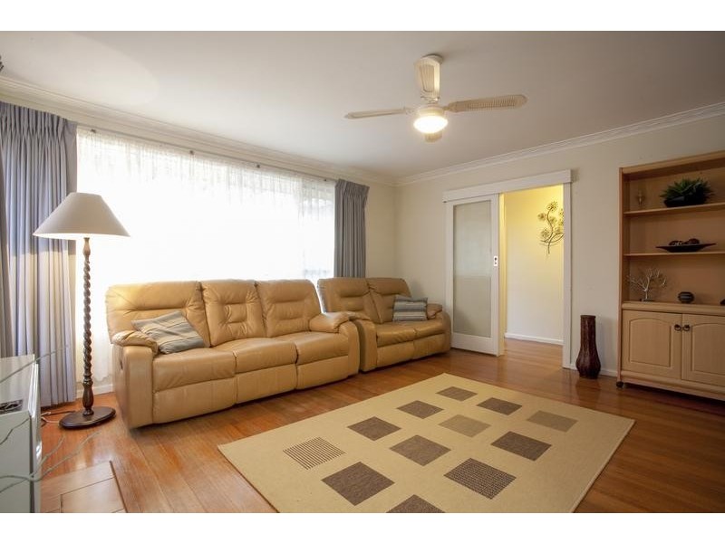 90 Fairy St, Bell Post Hill VIC 3215