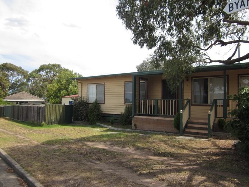 9 Karana Ave, Grovedale VIC 3216