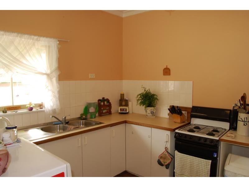 28 Tate Street, Thomson VIC 3219