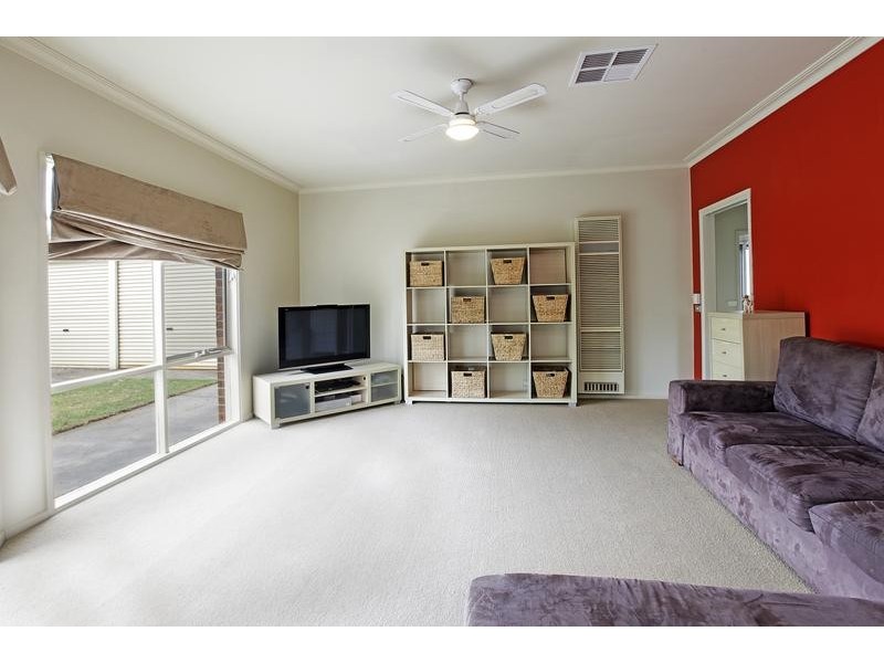 6 Banksia place, Grovedale VIC 3216