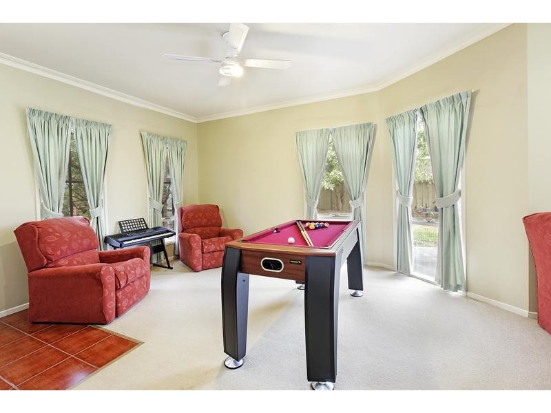 6 Banksia place, Grovedale VIC 3216