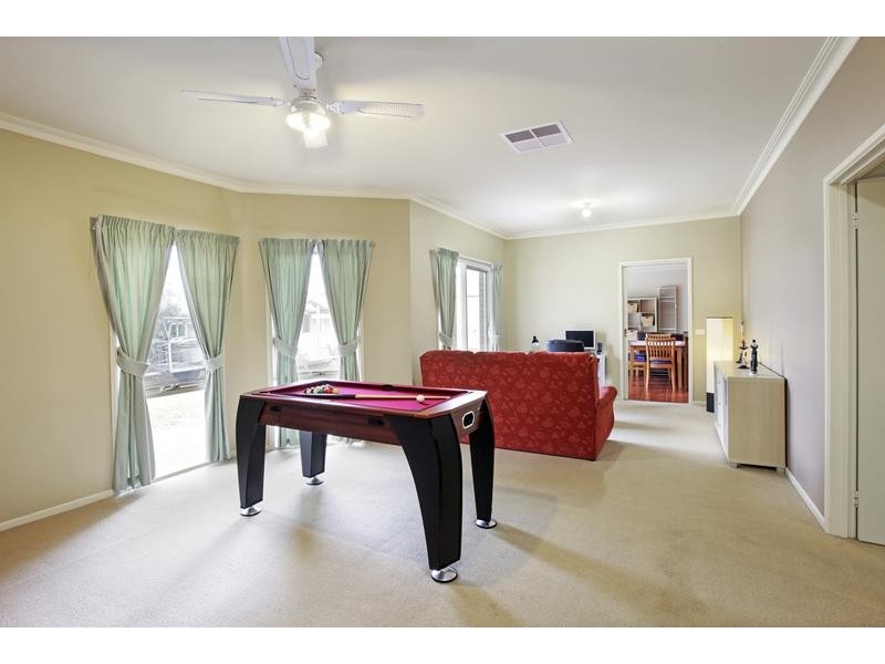 6 Banksia place, Grovedale VIC 3216