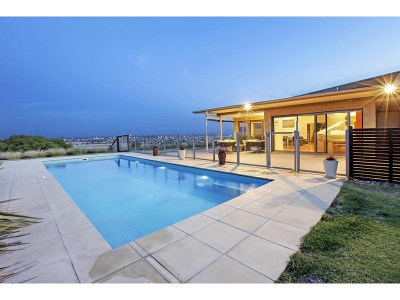 50 Viewbank Rise, Lovely Banks VIC 3221