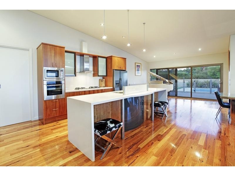 50 Viewbank Rise, Lovely Banks VIC 3221