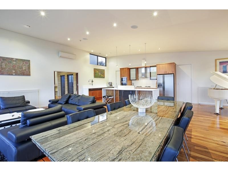 50 Viewbank Rise, Lovely Banks VIC 3221