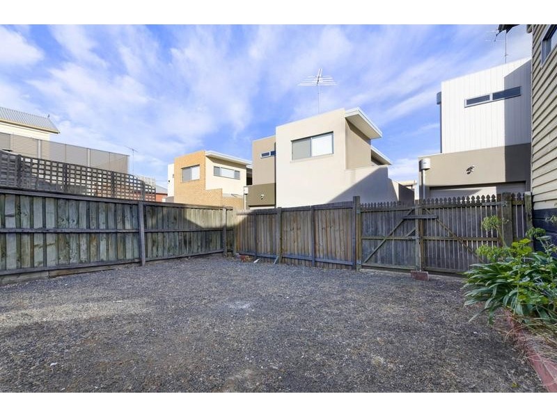 132 Gheringhap St, Geelong VIC 3220