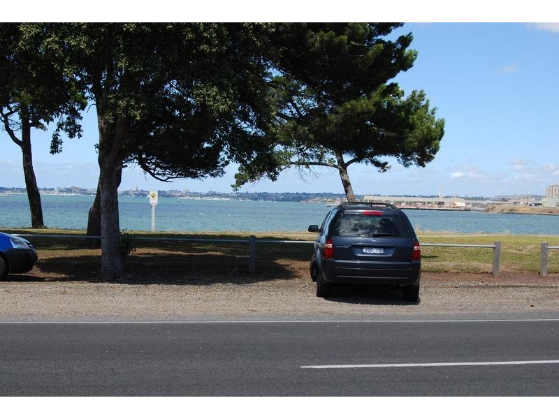 2/53 The Esplanade, North Shore VIC 3214