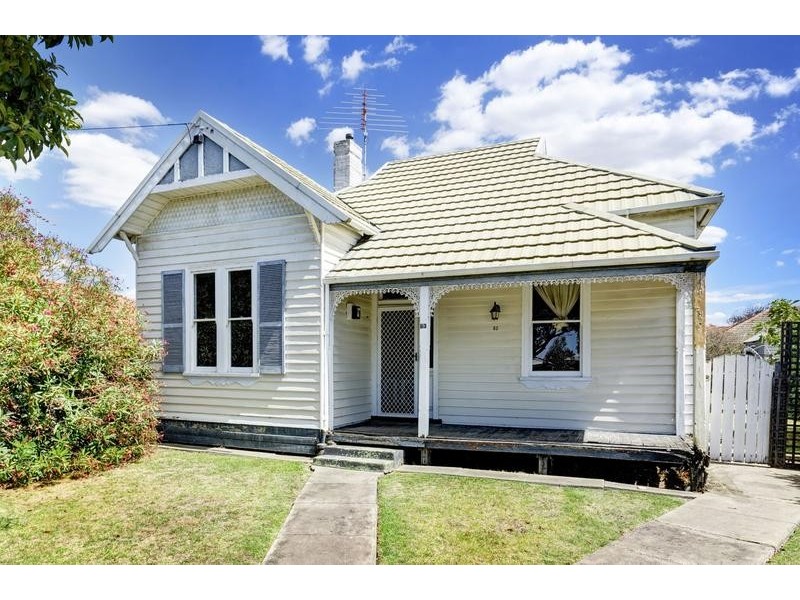 83 Shannon Ave, Manifold Heights VIC 3218