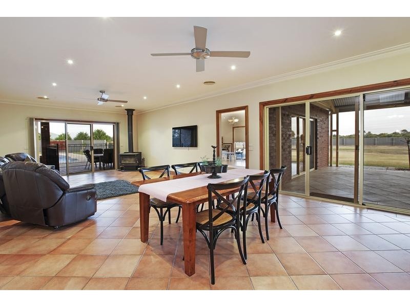 95 Asher Rd, Lovely Banks VIC 3221