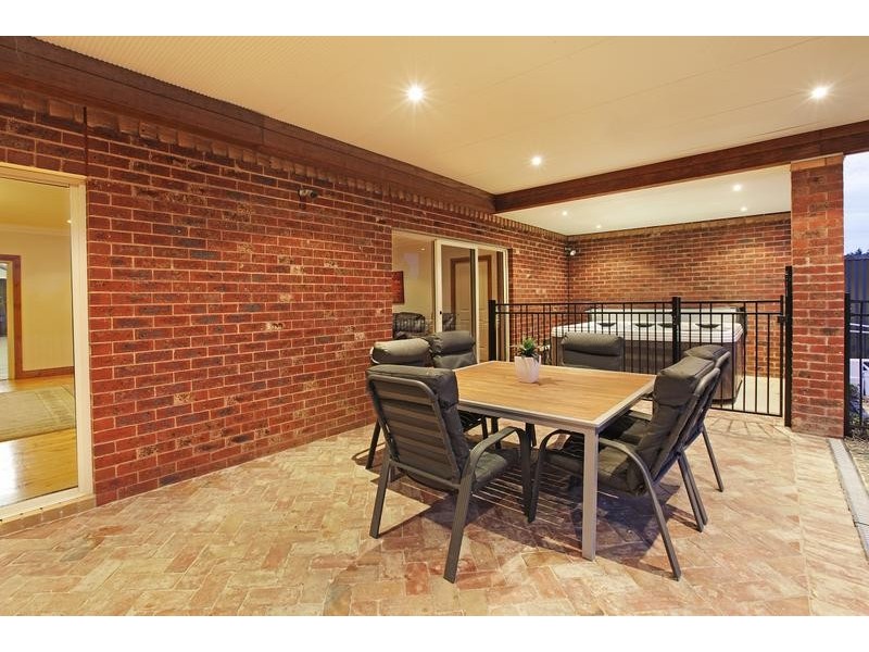 95 Asher Rd, Lovely Banks VIC 3221