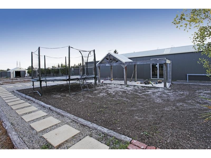 95 Asher Rd, Lovely Banks VIC 3221