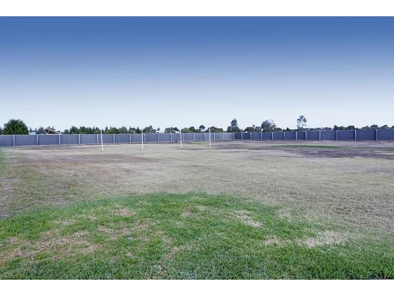 95 Asher Rd, Lovely Banks VIC 3221