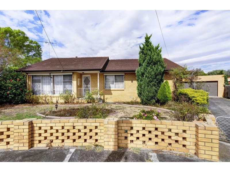 8 Brodribb Crt, Corio VIC 3214