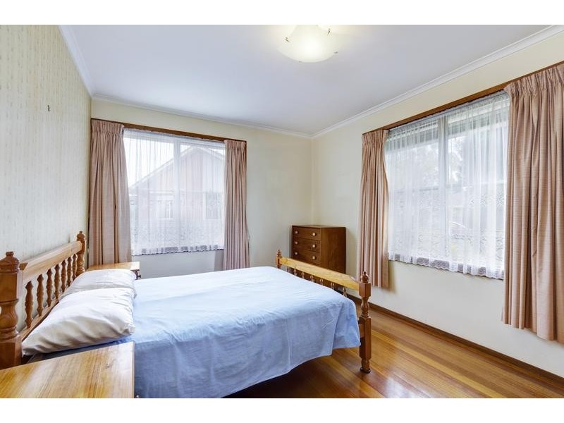 8 Brodribb Crt, Corio VIC 3214