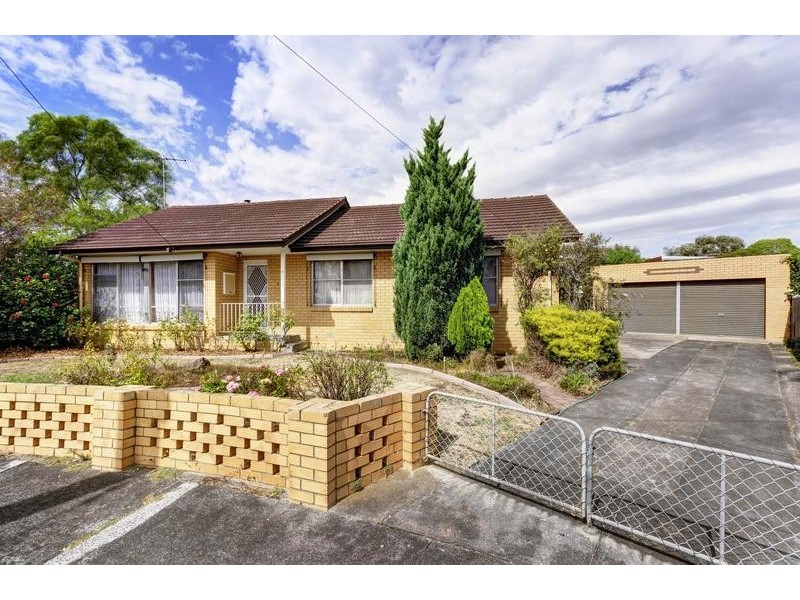 8 Brodribb Crt, Corio VIC 3214