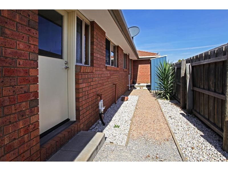 54 Greenville Dve, Grovedale VIC 3216