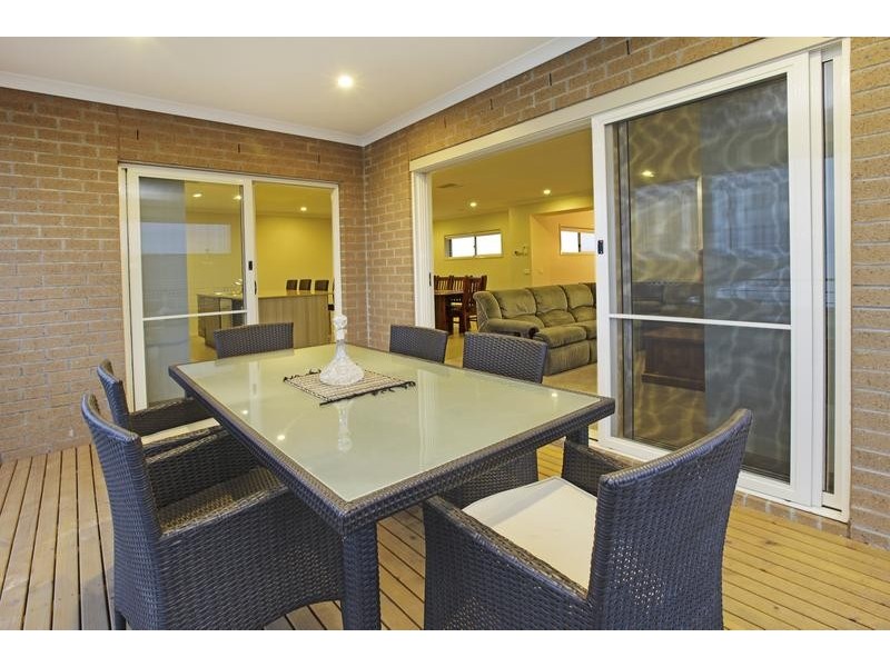 35 Nankeen Ave, Lara VIC 3212