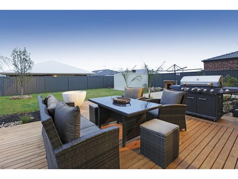 35 Nankeen Ave, Lara VIC 3212