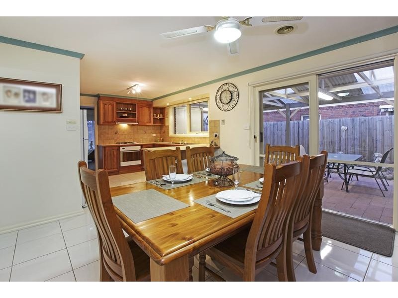 24 Grove Rd, Marshall VIC 3216