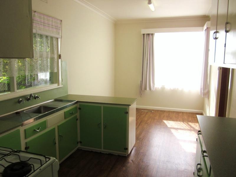 17 Macarthur Avenue, Hamlyn Heights VIC 3215