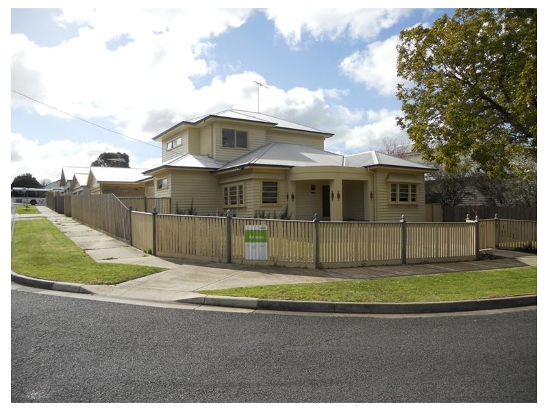20 Girton Crescent, Manifold Heights VIC 3218