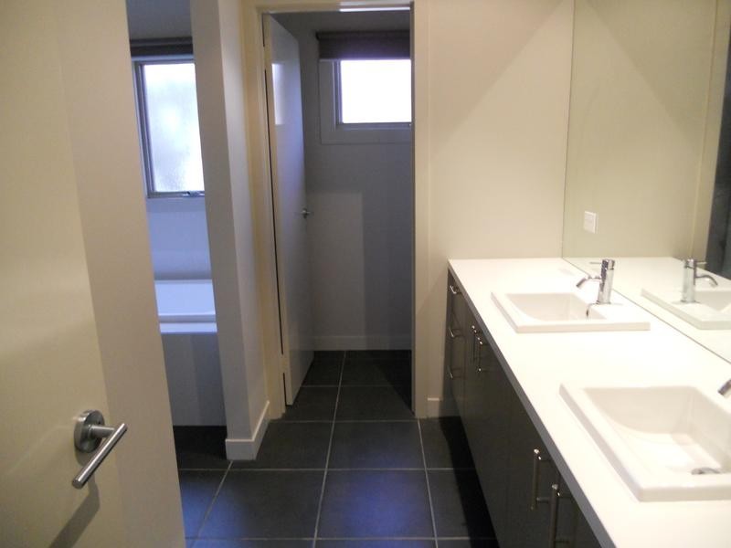 20 Girton Crescent, Manifold Heights VIC 3218