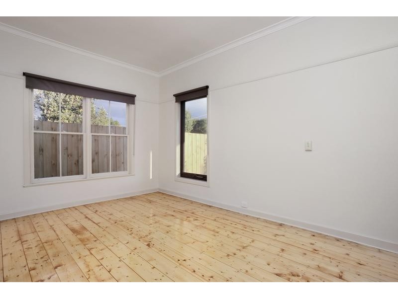 11A Barnfather St, East Geelong VIC 3219