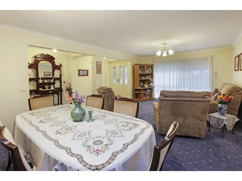 140 Emmersons rd, Lovely Banks VIC 3221