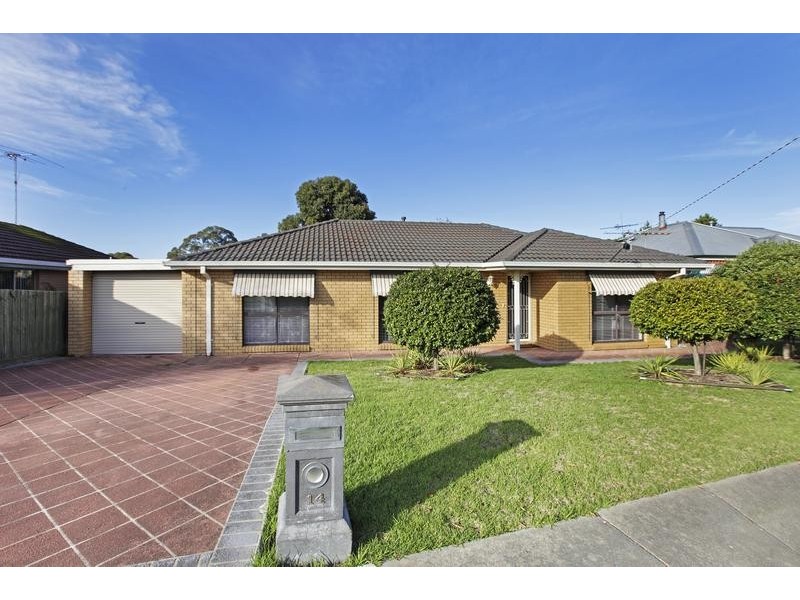 14 Burleigh Drive, Grovedale VIC 3216