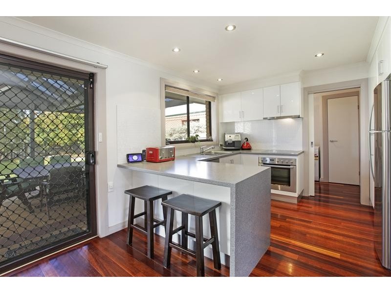 14 Burleigh Drive, Grovedale VIC 3216