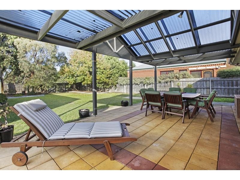 14 Burleigh Drive, Grovedale VIC 3216