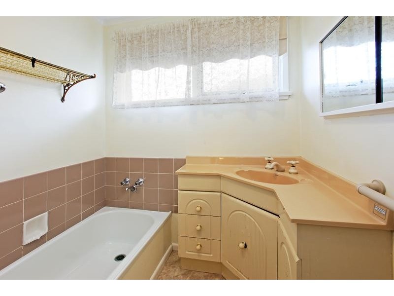 68 Jedda St, Bell Post Hill VIC 3215