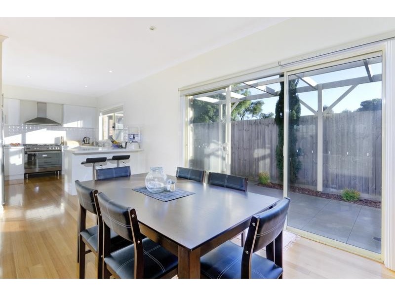 65 Wilton Ave, Newcomb VIC 3219