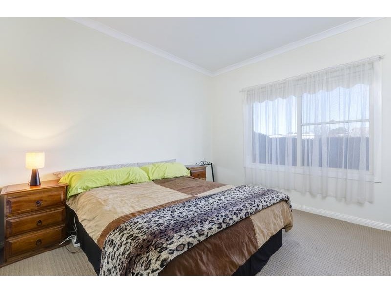 65 Wilton Ave, Newcomb VIC 3219