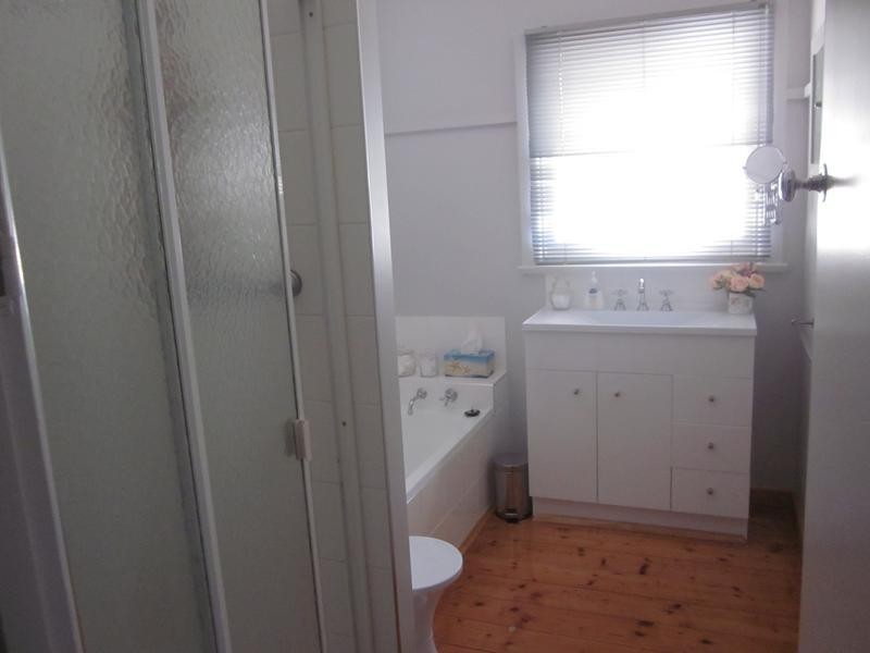 7 Panorama Road, Herne Hill VIC 3218