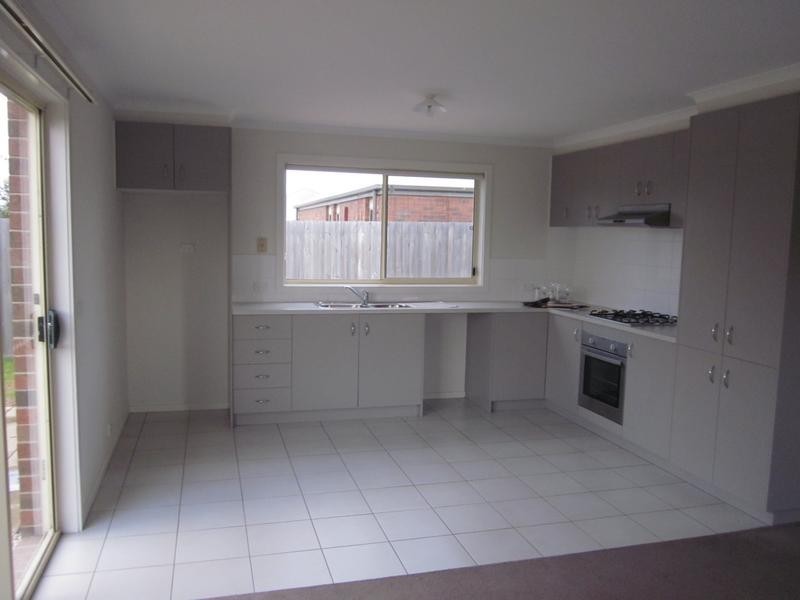 2/55 Anthony Street, Newcomb VIC 3219