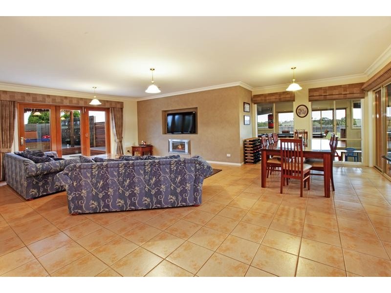 12-14 Moyston Lane, Waurn Ponds VIC 3216