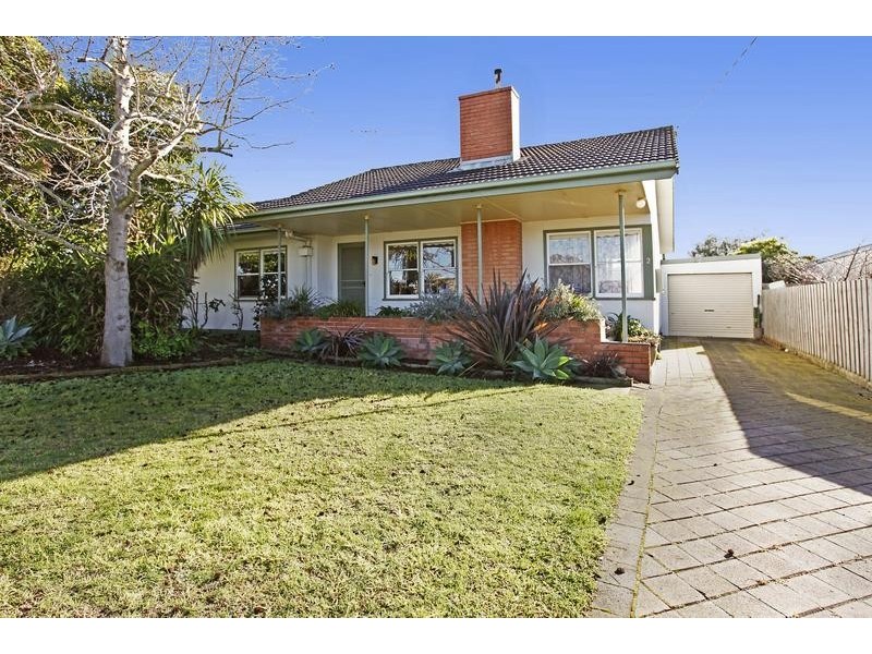 2 Bennett crt, Leopold VIC 3224