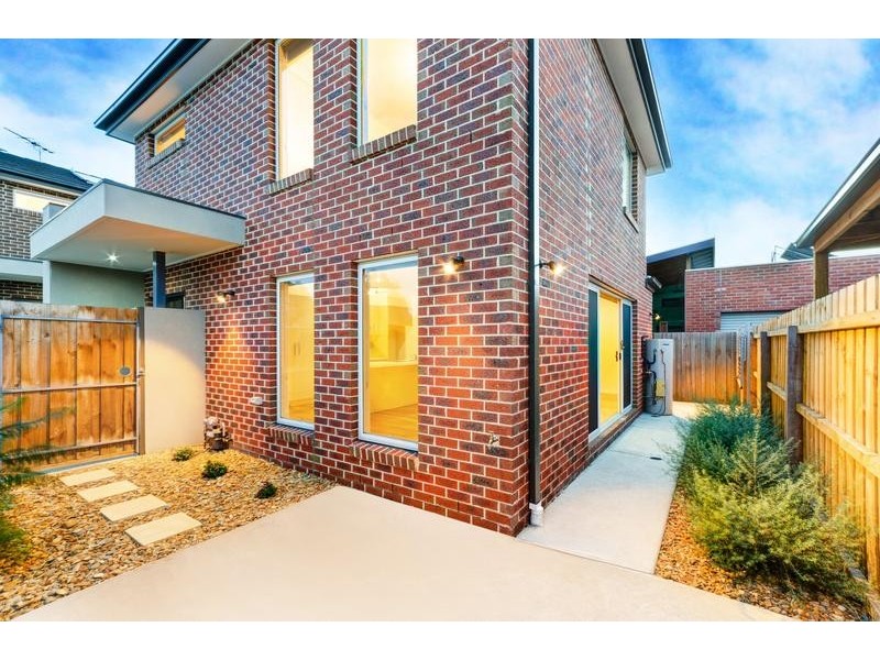 2/526 Ryrie Street, East Geelong VIC 3219