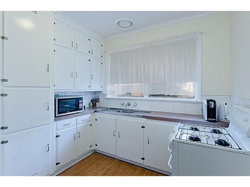 12 Olney Ave, East Geelong VIC 3219